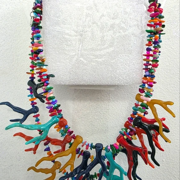 NWT Piper K Coral, Colorful Beaded Necklace - Picture 2 of 7